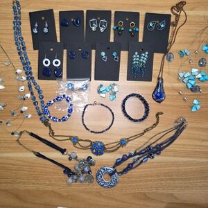 21 Piece Fashion Jewelry Lot‎ Blue Beaded Necklace Bracelet Earrings Set Women